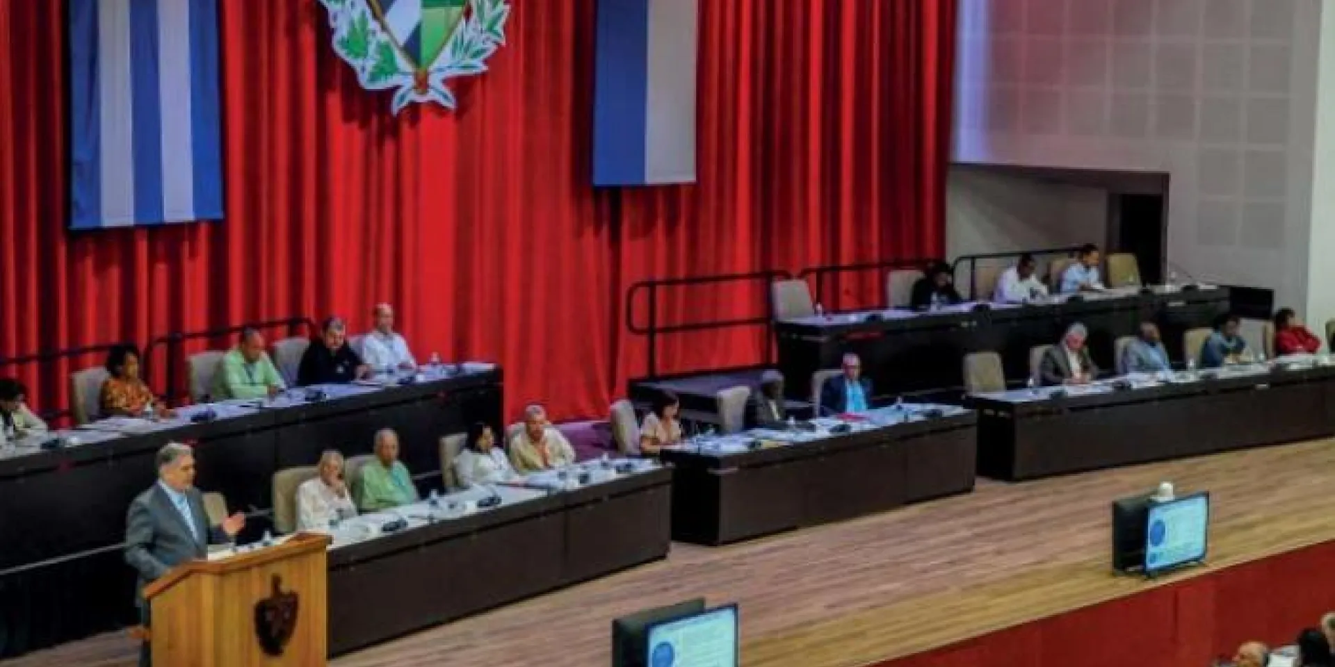 En la primera jornada de sesiones se aseguró que existen condiciones para lograr los objetivos económicos propuestos para que 2023 sea un año superior. Foto: José M. Correa