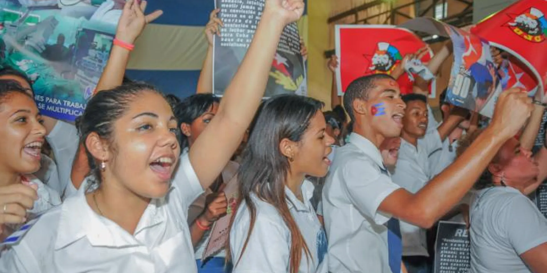 Jóvenes cubanos ratifican su apoyo al proceso revolucionario