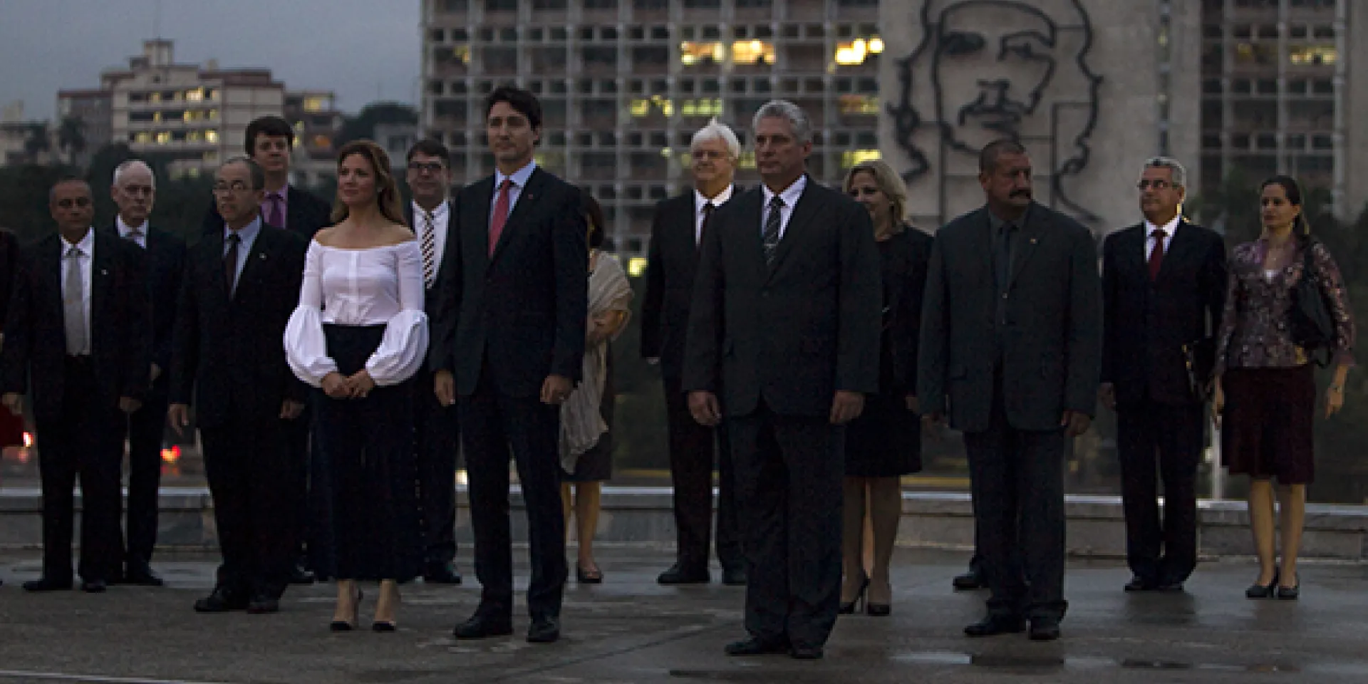 Primer Ministro de Canadá, Justin Trudeau rinde honores al prócer de la Independencia de Cuba, José Martí