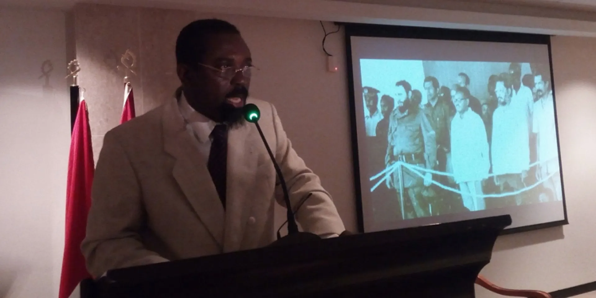 Fidel Castro y Agosthino Neto en África y el Mundo