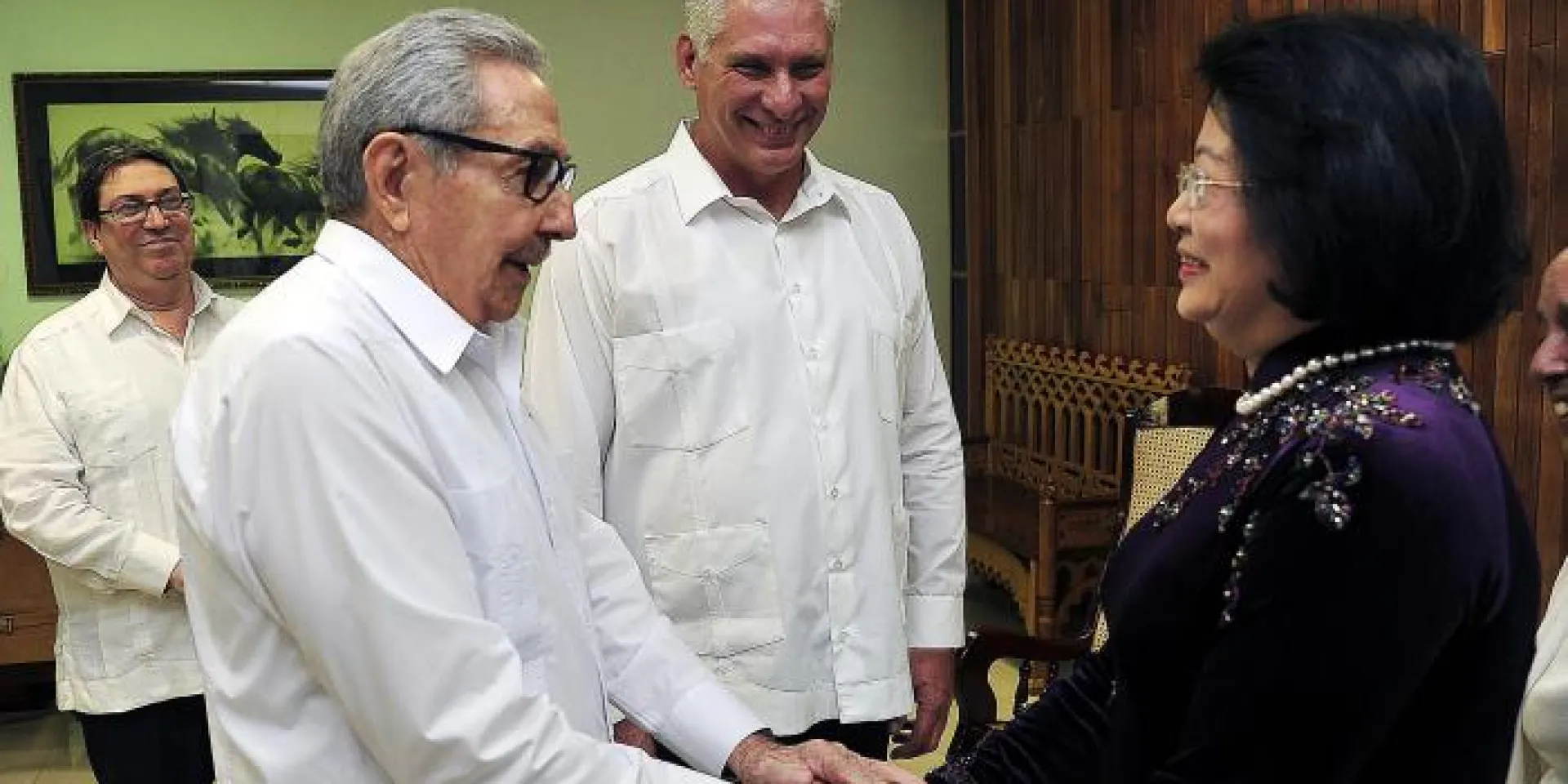Durante el amistoso encuentro, intercambiaron sobre los entrañables lazos de hermandad que unen a los dos pueblos, partidos y gobiernos. Foto: Estudios Revolución