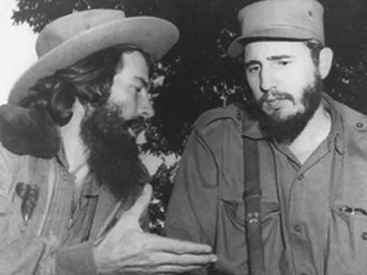Fidel Castro junto a Camilo Cienfuegos