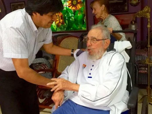 Fidel Castro junto a Evo Morales en Cuba