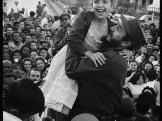 Fidel Castro junto al pueblo en La Habana, 1959.