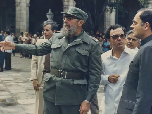 Fidel Castro junto a Rajiv Gandhi, 1985 Fidel Castro junto a Rajiv Gandhi, 1985