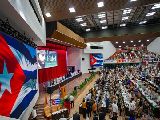 Inauguran coloquio