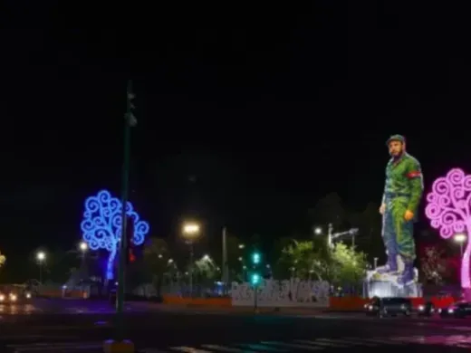 estatua fidel nicaragua