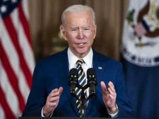 Joe Biden marca las pautas de la política exterior estadounidense durante su primer discuso como jefe del Gobierno en el Departamento de Estado. Foto tomada de BBC Foto: BBC Joe Biden marca las pautas de la política exterior estadounidense durante su primer discuso como jefe del Gobierno en el Departamento de Estado. Foto tomada de BBC Foto: BBC