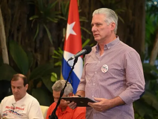 Les puedo asegurar, dijo el Jefe de Estado, que lo que hacen por nosotros está en «lo más hondo de nuestro corazón, en lo más profundo de nuestro sentimiento». Foto: Estudios Revolución Les puedo asegurar, dijo el Jefe de Estado, que lo que hacen por nosotros está en «lo más hondo de nuestro corazón, en lo más profundo de nuestro sentimiento». Foto: Estudios Revolución