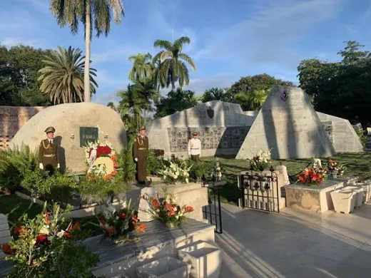 Homenaje a Fidel en Santiago de Cuba Foto: Periódico Sierra Maestra Homenaje a Fidel en Santiago de Cuba Foto: Periódico Sierra Maestra