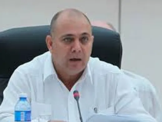 Roberto Morales Ojeda, Ministro de Salud Pública Roberto Morales Ojeda, Ministro de Salud Pública
