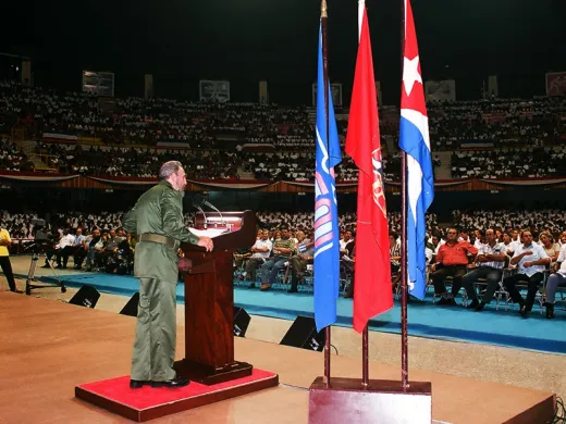 fidel en Inauguración de Curso Emergente de Maestros Primarios